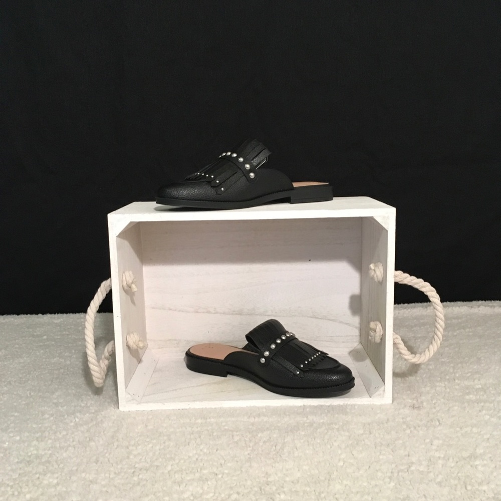 NWT-a new day Black Loafer Mules